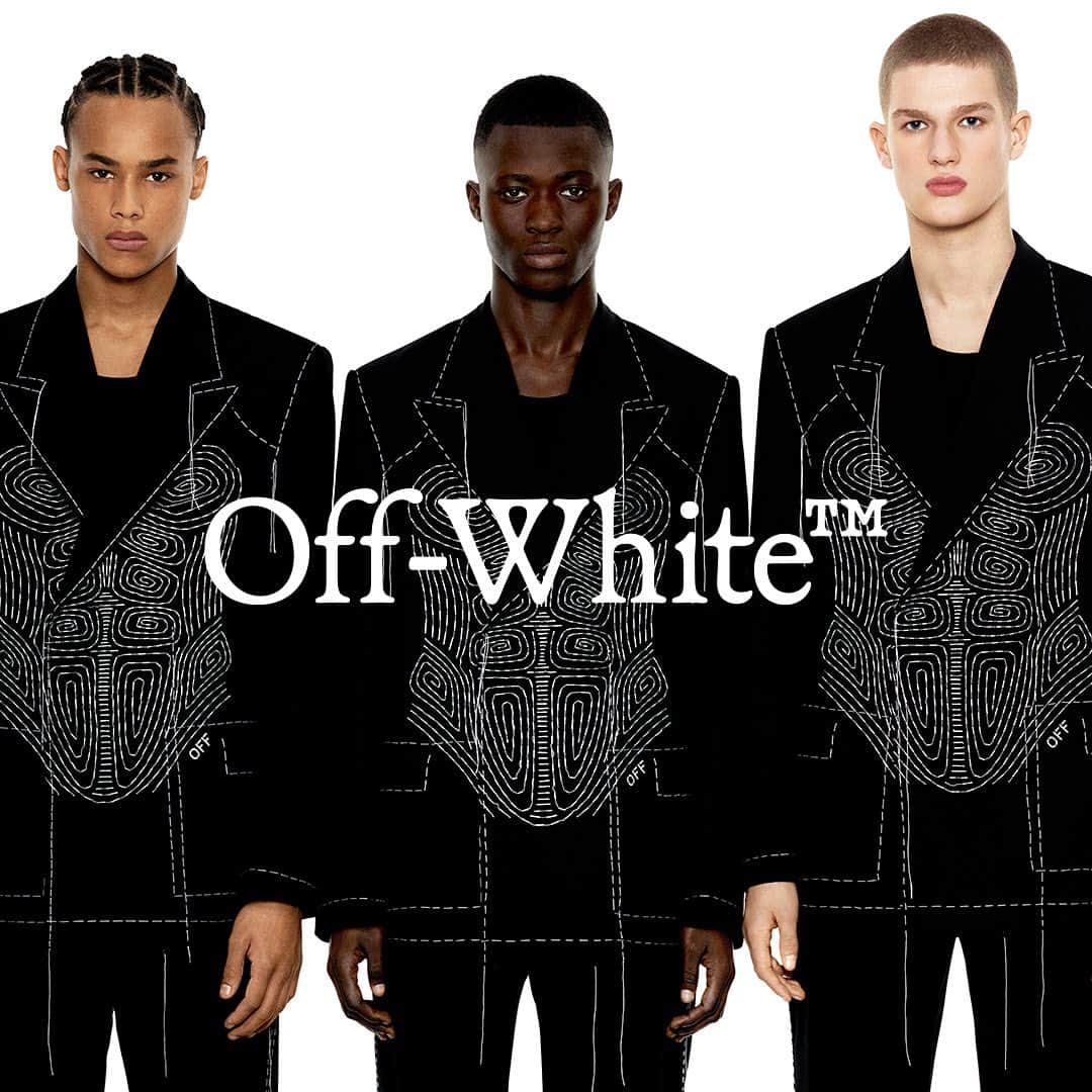 OFF-WHITE C/O VIRGIL ABLOHさんのインスタグラム写真 - (OFF-WHITE C/O VIRGIL ABLOHInstagram)「off-white [spring-summer 23] campaign directed by @ibkamara  purposeful strength is conveyed through the sartorial expression of form. outer layers employ stitching and imprinting to reflect the human body within.   the collection is now available to pre-order online at off---white.com and from select Off-White™ boutiques worldwide  photography c/o @thibautgrevet」3月30日 4時00分 - off____white