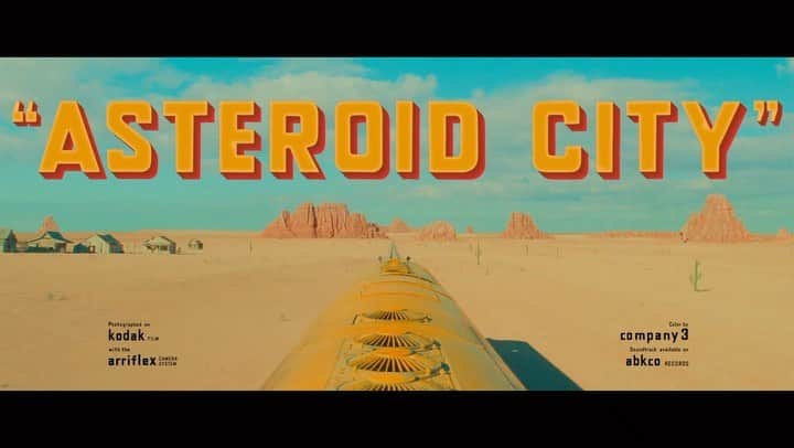 エイドリアン・ブロディのインスタグラム：「✨ So many stars, one lonely asteroid ☄️ ASTEROID CITY  A film by Wes Anderson Only in theaters June 16」