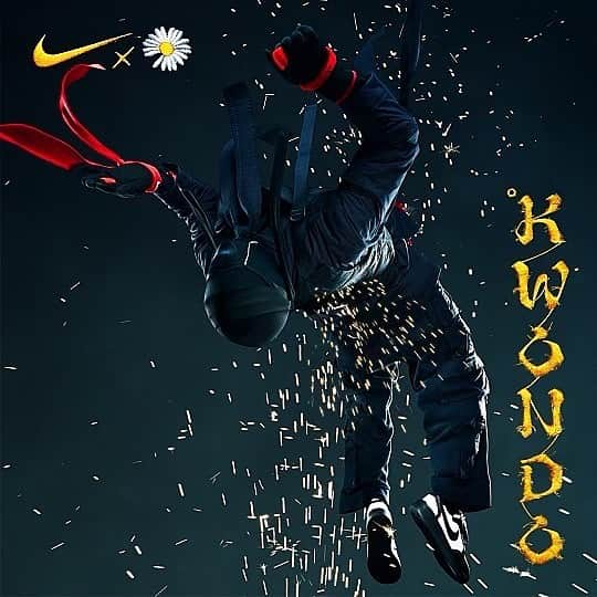 PEACEMINUSONEさんのインスタグラム写真 - (PEACEMINUSONEInstagram)「°KIIIONDO @nike x @peaceminusonedotcom : @kiiiondo  @xxxibgdrgn @nikesportswear @nikeseoul #KlllONDO #KWONDO #權道 #권도 #Freedominflow」3月30日 15時47分 - peaceminusonedotcom