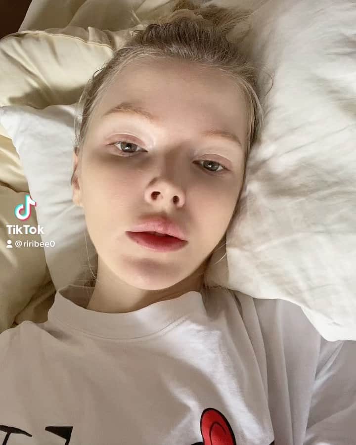 リリ・ヨハンソンのインスタグラム