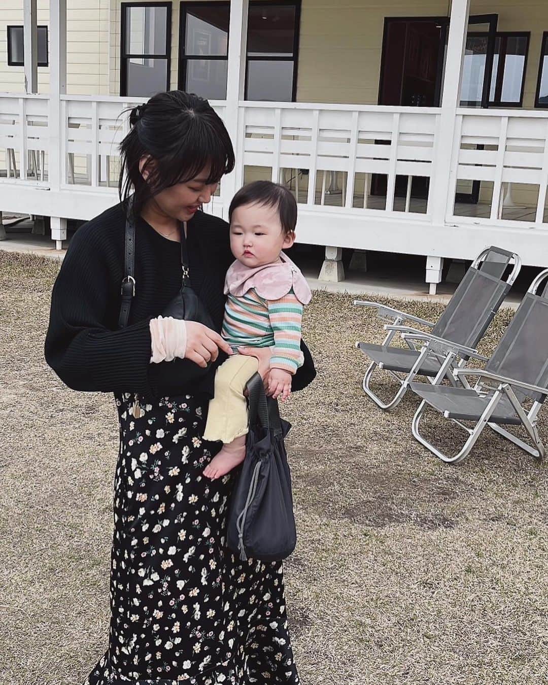 深瀬智聖さんのインスタグラム写真 - (深瀬智聖Instagram)「イカがうちゅくしい♡  いづみちゃんとおデート！♡ お店にお子さま椅子がないとの事でチェアは持参しましたが、快くOKして下さいました☺️  美味しく頂きました♡  #波平 #イカの活き造り  #福岡 #福岡市西区  #糸島 #福岡ランチ　  🍴🦑 @nishinoura_namihei」3月30日 16時57分 - chiseifukase