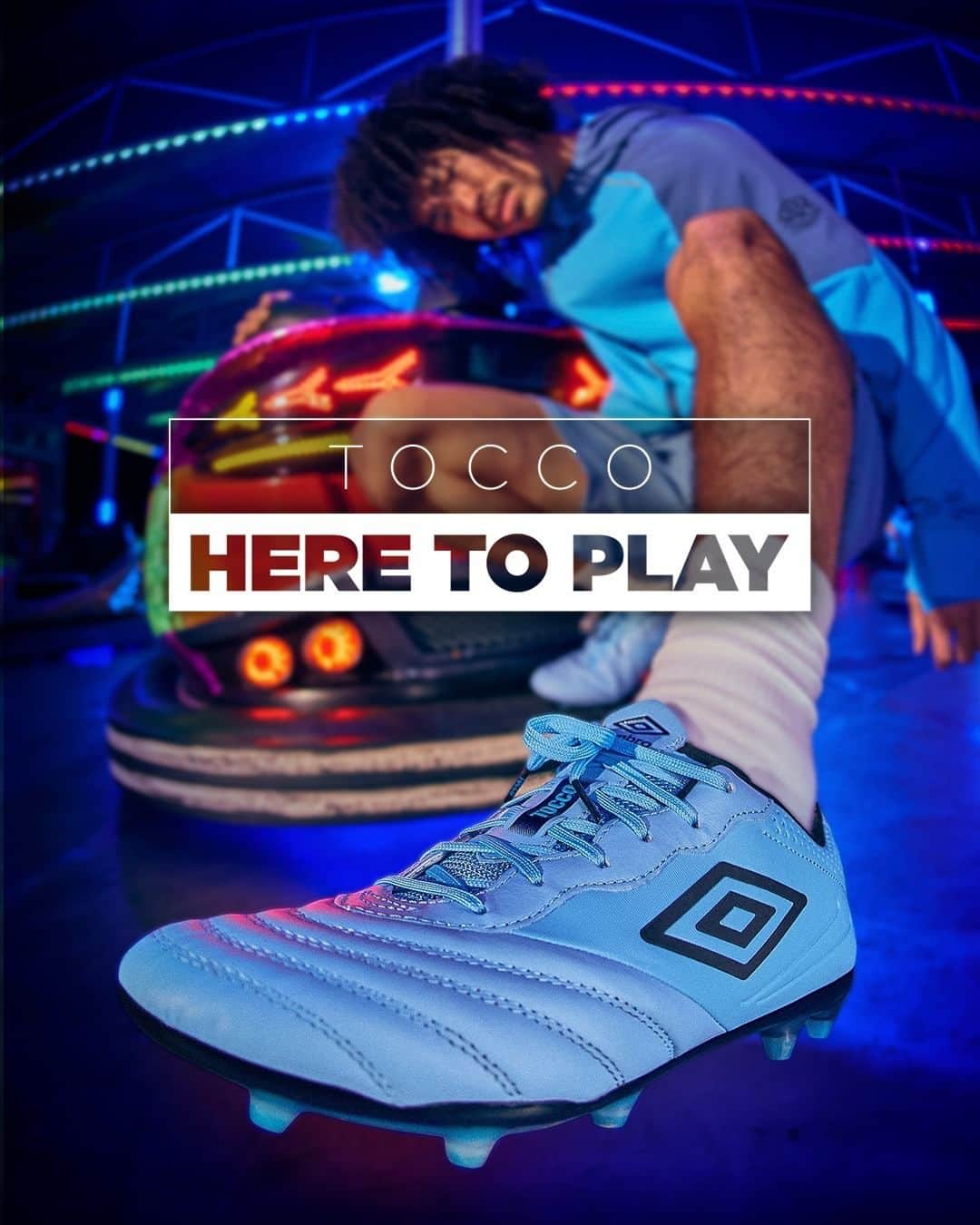UMBROのインスタグラム：「HERE TO PLAY 🎢.  Tocco 3 & Velocita Alchemist.  Out now.  #umbro #heretoplay #thisisourgame #football #footballboots」