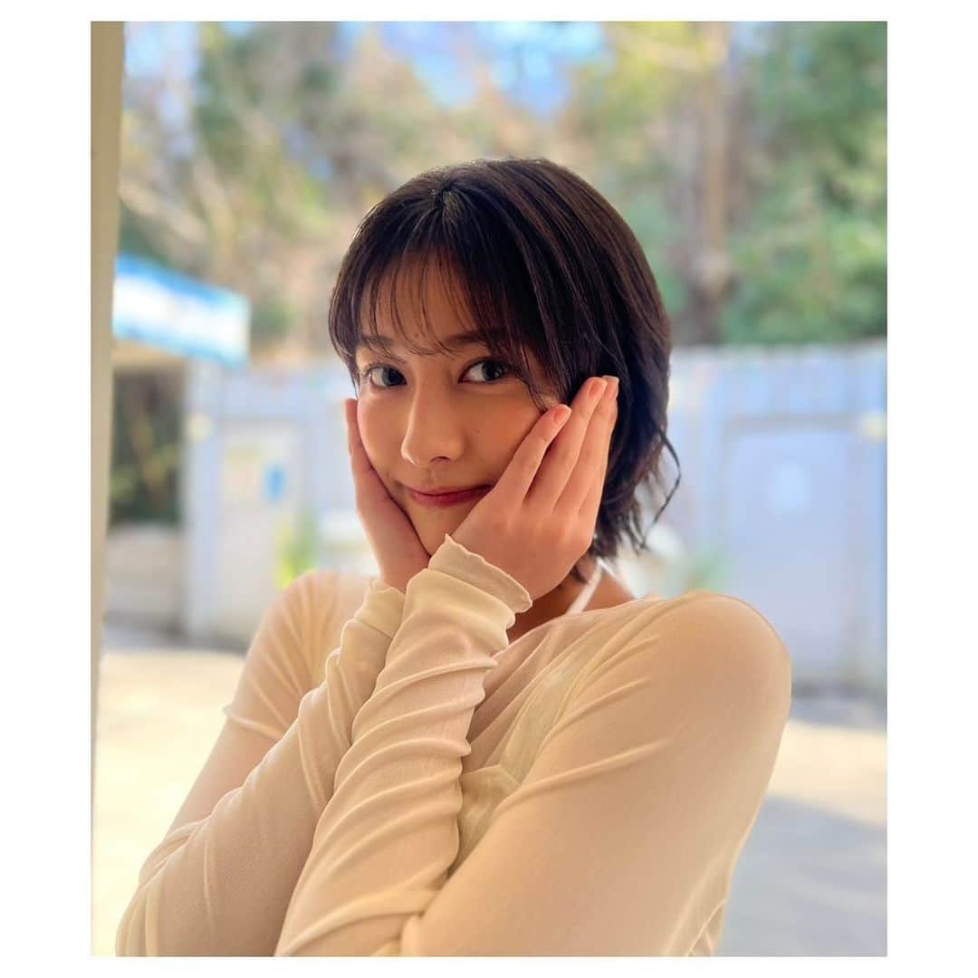 玉田志織のインスタグラム：「． ✨お知らせ✨  4月3日発売の「週刊プレイボーイ」 5年ぶりに掲載いただきます！  デジタル写真集もあるので、 是非チェックしてみてください✨  #週プレ  #はじめまして16歳ぶりです^ ^」