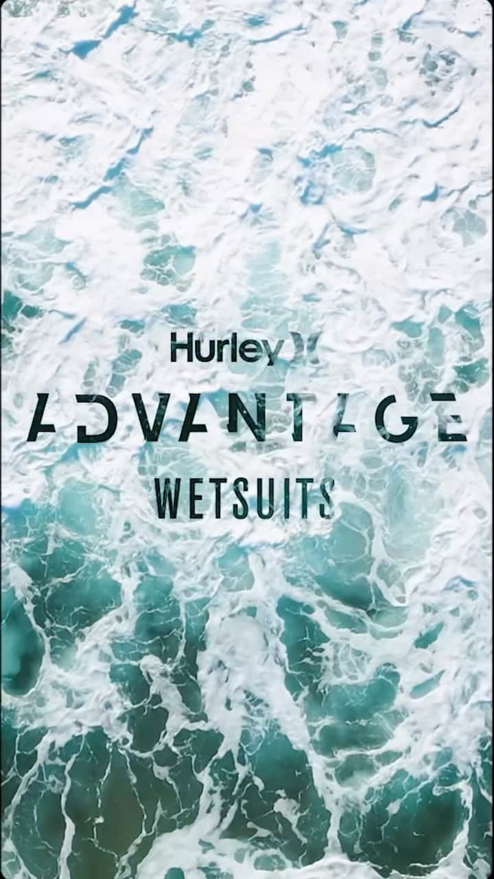 カリッサ・ムーアのインスタグラム：「Hawaii girls need good rubber to survive in the cold. A perfect balance between flexibility and warmth. 🧘🏽‍♀️ 🔥 Check out the new @Hurley wetsuits collection at Hurley.com @hurley_eu  @hurley @hurleywomen」