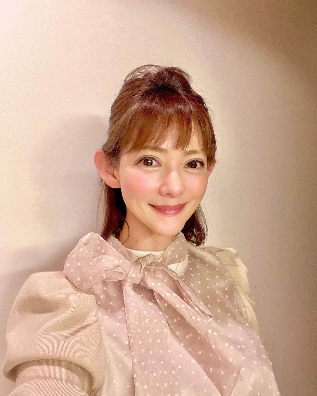 箕輪玖美さんのインスタグラム写真 - (箕輪玖美Instagram)「日本料理 山﨑✨ ・ ・ 1年2ヶ月振りの再訪😊 山﨑さんと前回のお話をしつつ、お料理を思い出してワクワク✨ ・ ・ 前回を上回るお味… ゲストと一口ごと「美味しいね〜💕」と堪能して来ました☺️ ・ ・ スッポンは苦手なんだけど、山﨑さんのスッポンだけはやっぱり美味しく頂けた✨ ・ ・ 美味しゅうございました😊  #山﨑 #日本料理山﨑 #日本料理 #西麻布グルメ #西麻布ディナー #ミシュラン一つ星 #予約困難店 #美味しすぎる #日本食大好き #食いしん坊 #美味しいもの好きな人と繋がりたい #口福 #幸せな時間 #アラフィフ女子 #箕輪玖美」3月30日 8時53分 - kumi.111