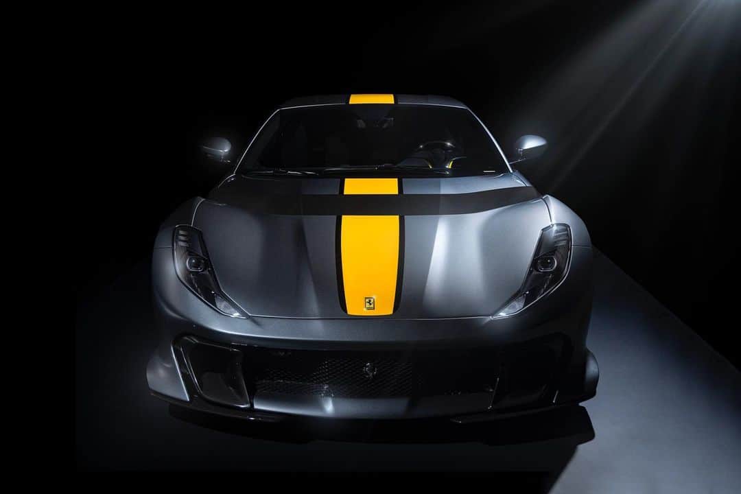 Ferrari USAさんのインスタグラム写真 - (Ferrari USAInstagram)「Night vision with the #Ferrari812Competizione.」3月30日 9時40分 - ferrariusa
