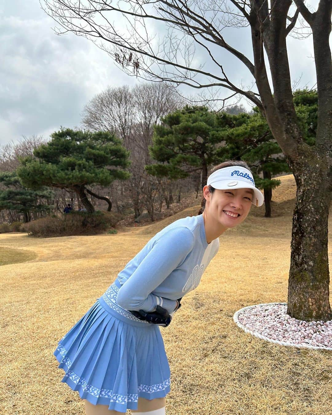 チャ・ミンジのインスタグラム：「라운딩은 언제나 즐거워😄  #더페어골프#thefairgolf」