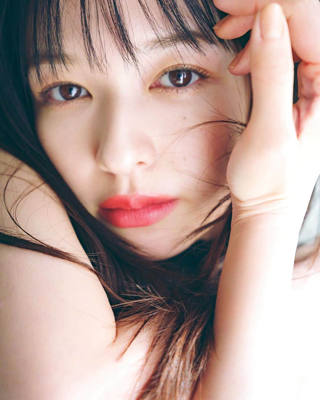 林由香里さんのインスタグラム写真 - (林由香里Instagram)「@vocemagazine  @official_mori_erika   25th ANNIVERSARY👯‍♀️  #hair #makeup」3月30日 11時31分 - yukarihayashi