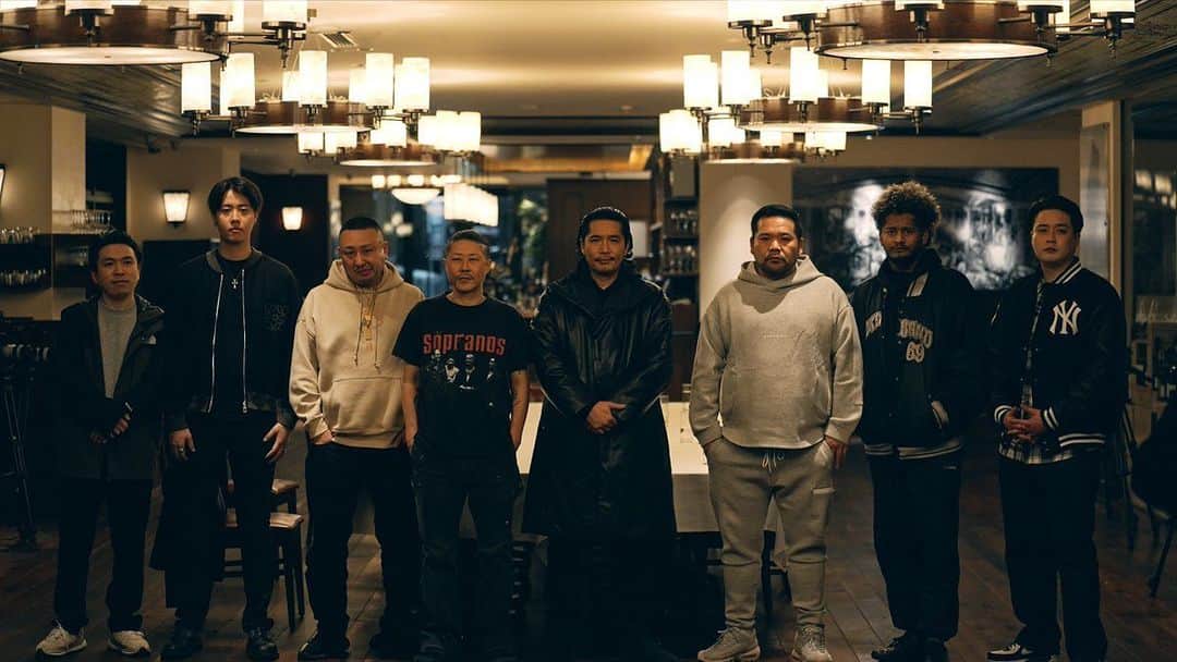 のインスタグラム：「◤◢◤動画投稿◢◤◢  FSL Presents Zeebra×MC BATTLE大会主催者 スペシャル対談 #1  ■出演者 Zeebra, 漢 a.k.a. GAMI , SATUSSY , MC正社員 , ACE , HIDE , 梵頭 , 怨念JAP  ▼視聴はこちらから youtu.be/KQBfo1e4NYs」