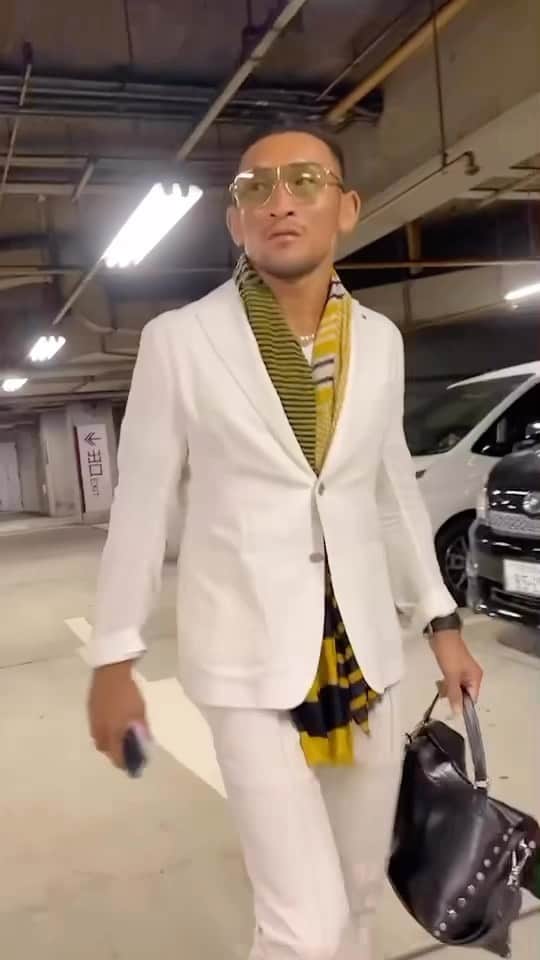 ストラッサー起一のインスタグラム：「・ ・ RIZIN41 撮影＆インタビューへ  #RIZIN #RIZIN41 #ストラッサー起一」