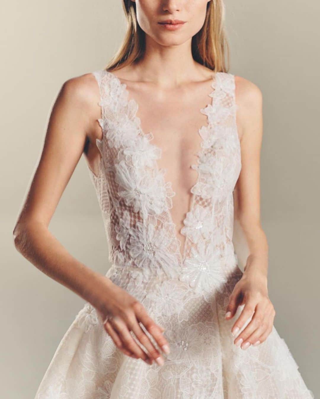 SOYOO BRIDALさんのインスタグラム写真 - (SOYOO BRIDALInstagram)「. Introducing our ...