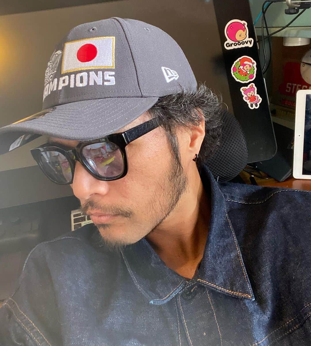 ZOEのインスタグラム：「あの感動をもう一度⚾️ WBC 優勝おめでとうございます！  素敵な帽子ありがとうございました🔥 日本未発売らしいです😲」
