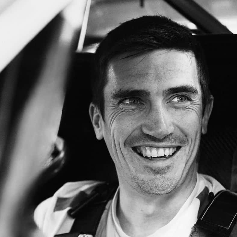 のインスタグラム：「The rally community is mourning. Everyone at Subaru Motorsports USA would like to send our thoughts and condolences to his family and friends. RIP Craig Breen」
