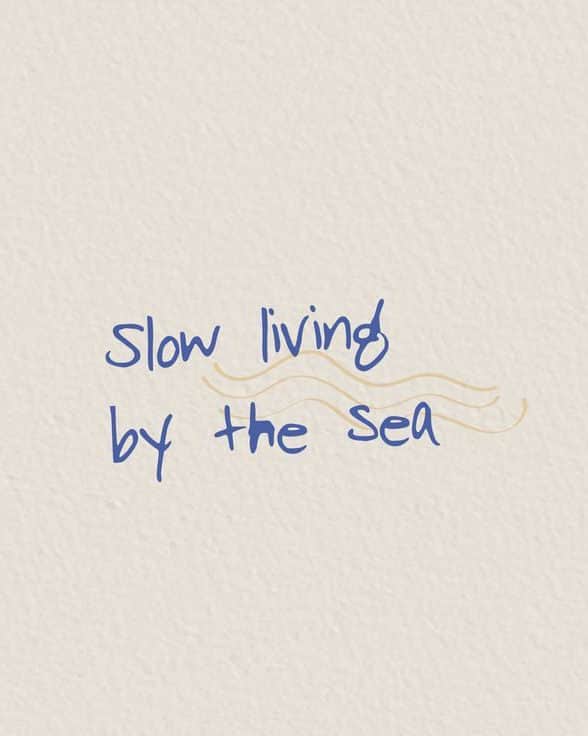 クレオベラのインスタグラム：「Living slow means intentionally slowing down your pace of life and being more present in the moment. SAVE this post for tips on embracing slow living:  Practice mindfulness: Take time to be fully present in the moment and appreciate the little things in life.  Disconnect from technology: Spend less time on your phone, computer, and other devices and enjoy the physical world around you.  Prioritize self-care: Make time for activities that help you relax and recharge, such as reading, yoga, or spending time in nature.  Simplify your life: Declutter your space and simplify your schedule to reduce stress and free up time for things that truly matter.  Focus on quality over quantity: Instead of trying to do everything, focus on doing a few things well and savoring the experience.  Remember, living slow is not about being lazy or unproductive. It's about finding balance and living a more fulfilling, meaningful life.」
