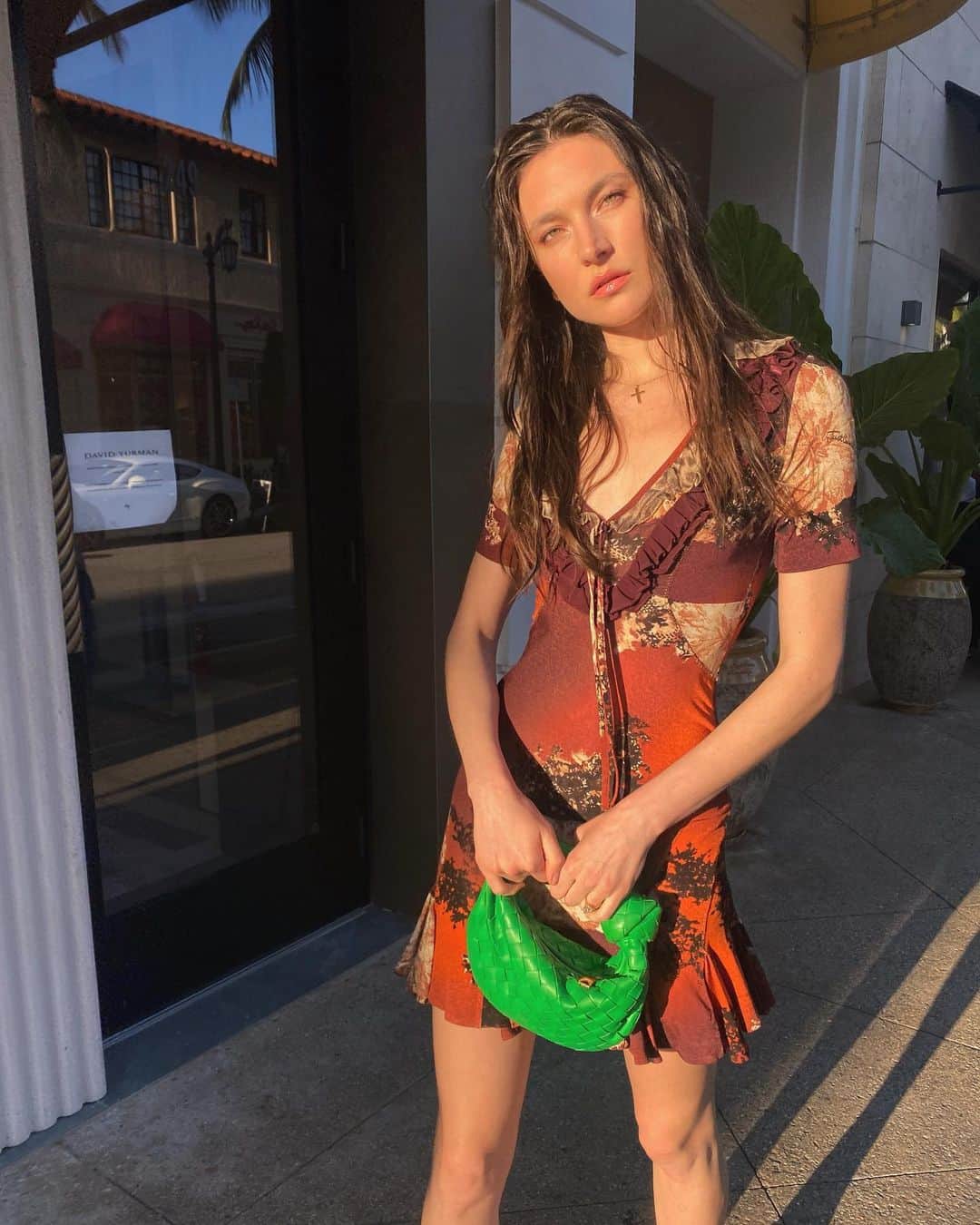 ジャクリーン・ヤブロンスキーのインスタグラム：「Before the rain. Also finally took this vintage Cavalli dress out of the closet.」