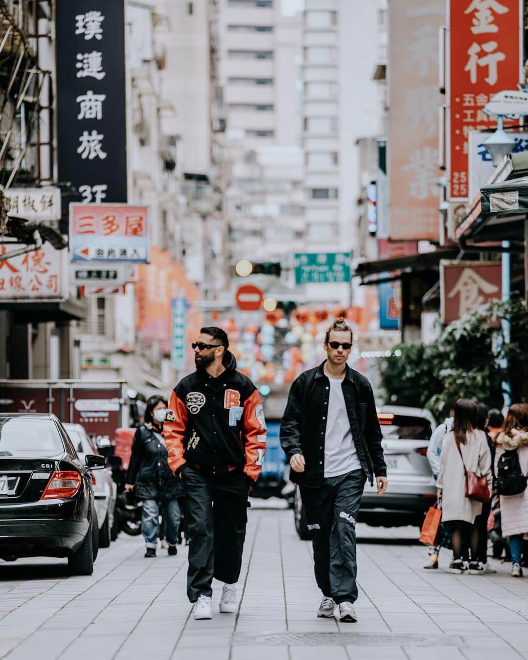 Yellow M.F. Clawさんのインスタグラム写真 - (Yellow M.F. ClawInstagram)「TAIPEI AND TAICHUNG THE PLEASURE WAS ALL OURS!」4月14日 11時34分 - yellowclaw