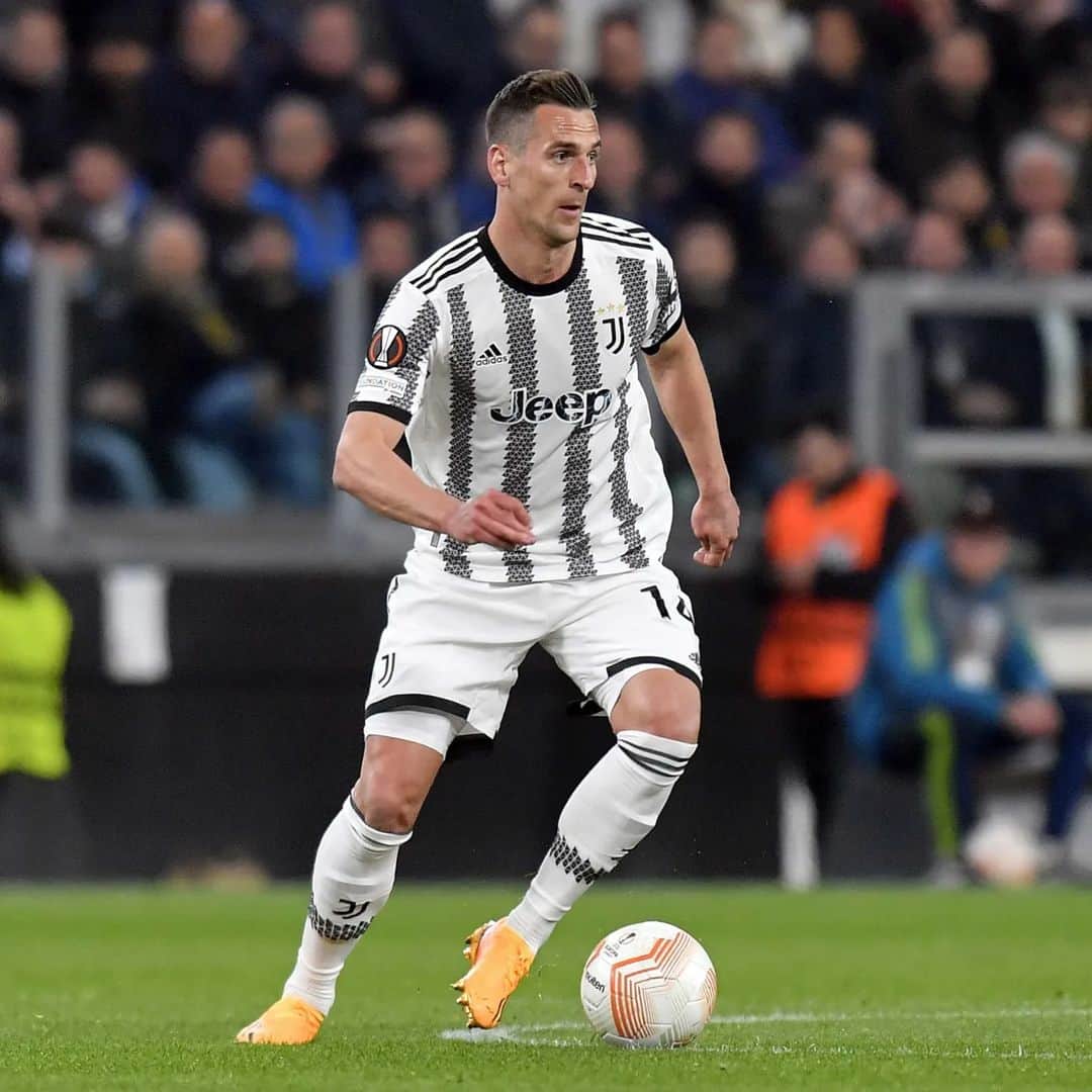 アルカディウシュ・ミリクのインスタグラム：「Vittoria importante, avanti così 💪⚪️⚫️ forza Juve」