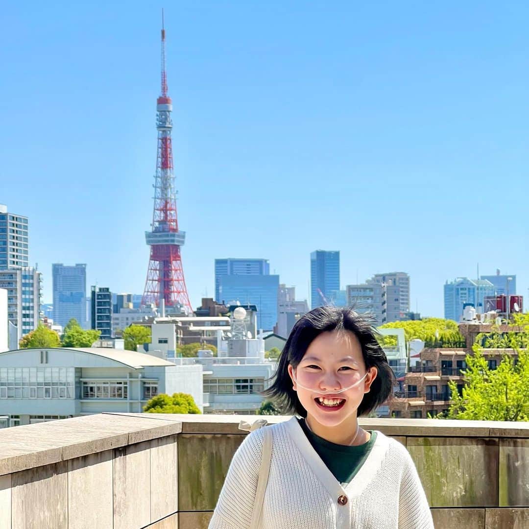 yukiさんのインスタグラム写真 - (yukiInstagram)「おはようございます。  🗼☀️ わたしだけまだ 新年度に対応できていまへん🧌  金曜日イェーイ！  #ずっと休みならいいのに  #全国のお母さん毎日おつかれさまです  #かわいこ #東京タワー派」4月14日 7時20分 - milkayuki