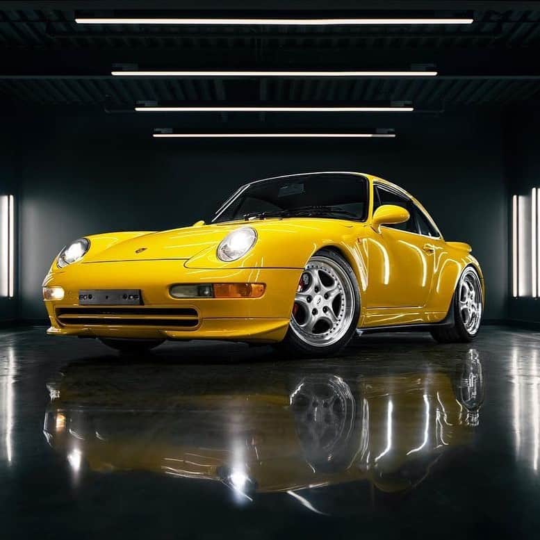 Dirk A. Productionsのインスタグラム：「🔥FOR SALE Yellow 993RS imported from Germany and has 21,430 miles (34,485km). It is optioned in the M002 trim with small spoilers. 🚨DM ME IF INTERESTED」