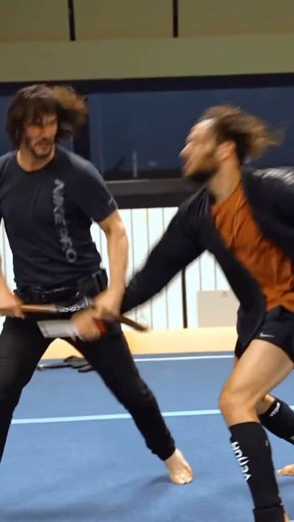 Funny Videosのインスタグラム：「Keanu training for John Wick 4!💪」
