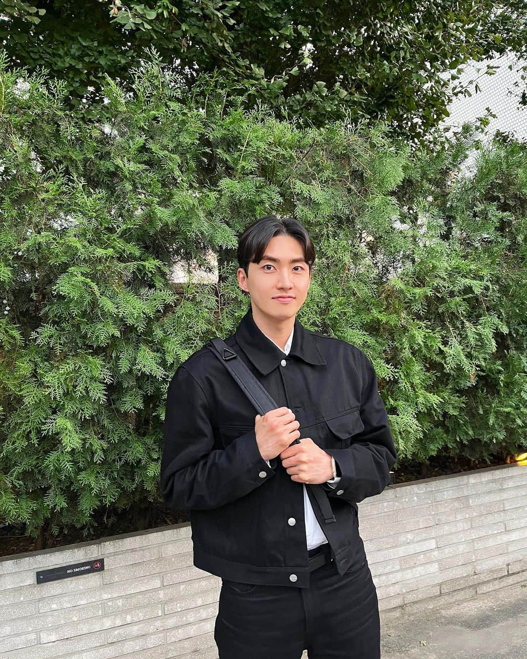 ペク・ミニョンのインスタグラム：「🏡」