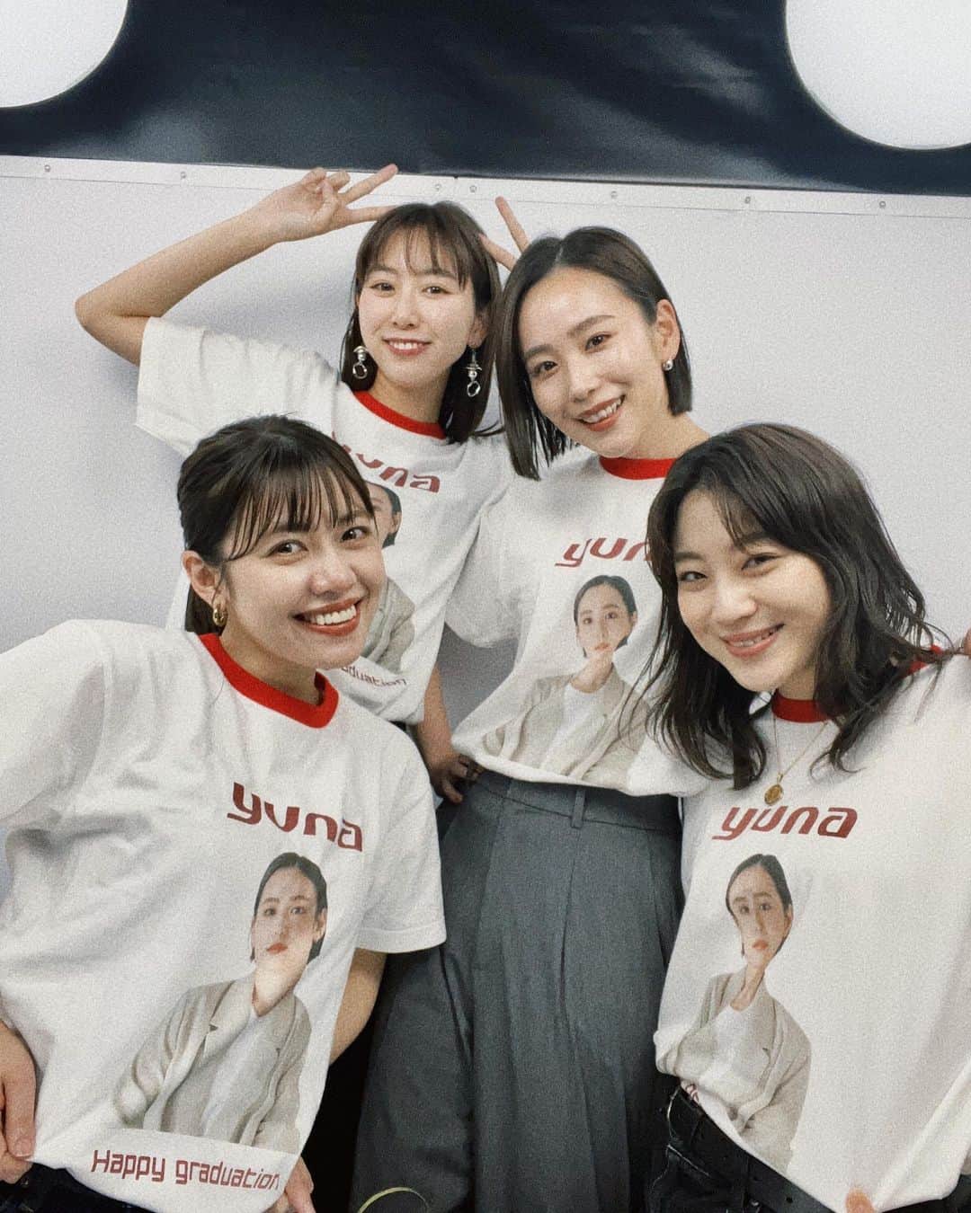 のインスタグラム：「🫶💓🤝👭📣❤️  #ゆな11年間お疲れ様 ☺️ #donkmodel #ゆなT」