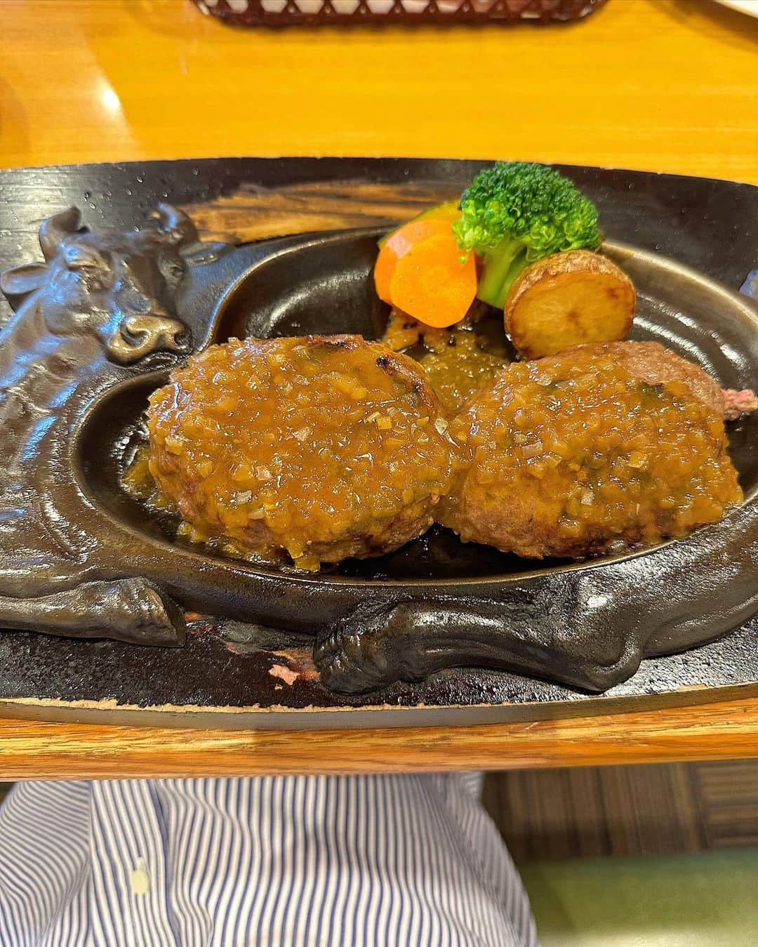 高橋胡桃さんのインスタグラム写真 - (高橋胡桃Instagram)「.#🍴  誕生日に食べたものたち  クレープはシュガーバターが1番好き。この気持ちだけはこの先も揺るがない自信があります。よろしくお願いします。🥣」3月30日 17時48分 - kurumi_takahashi_