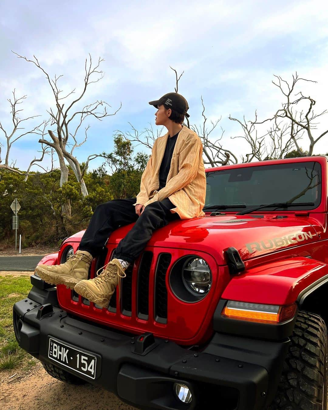 ルビー・ローズのインスタグラム：「Missing Australia already.  Thank you to @jeepaustralia and @kathmandugear for helping me out at a minutes notice, so @buckley.henry and I could go camping along the great ocean road. #takemeback #partner #homesick #greatoceanroad」