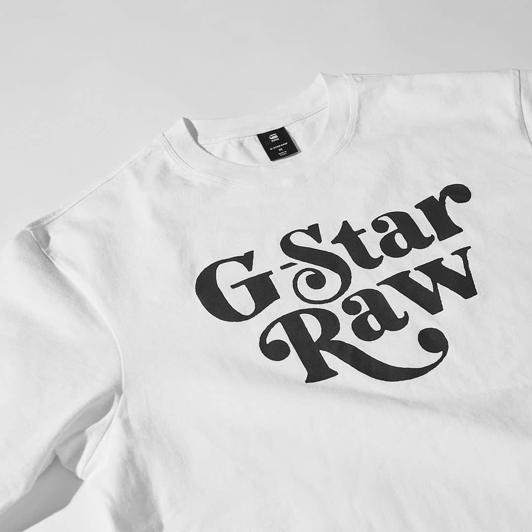 G-Star RAW Japanさんのインスタグラム写真 - (G-Star RAW JapanInstagram)「G-Star RAWのグラフィックロゴTシャツが、白と黒の２色展開で、日本限定で登場！  #GStarRAW #GStarRAWjapan #ジースターロゥ #ロゴT #Tシャツコーデ #Tシャツ #日本限定」3月30日 18時26分 - gstarraw_jp