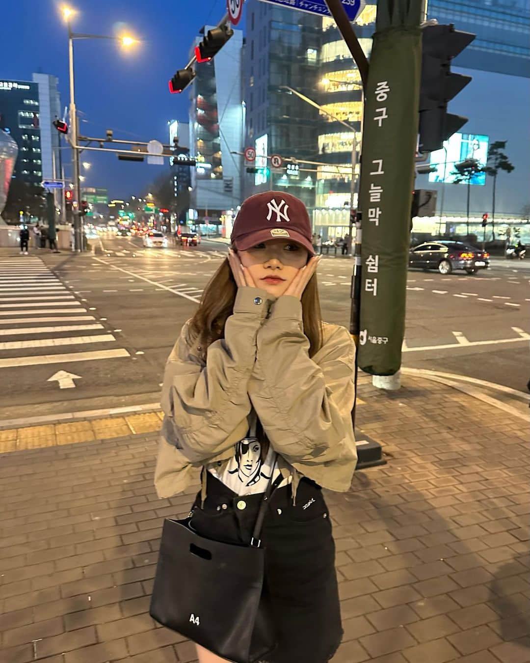 のインスタグラム：「東大門🌙」