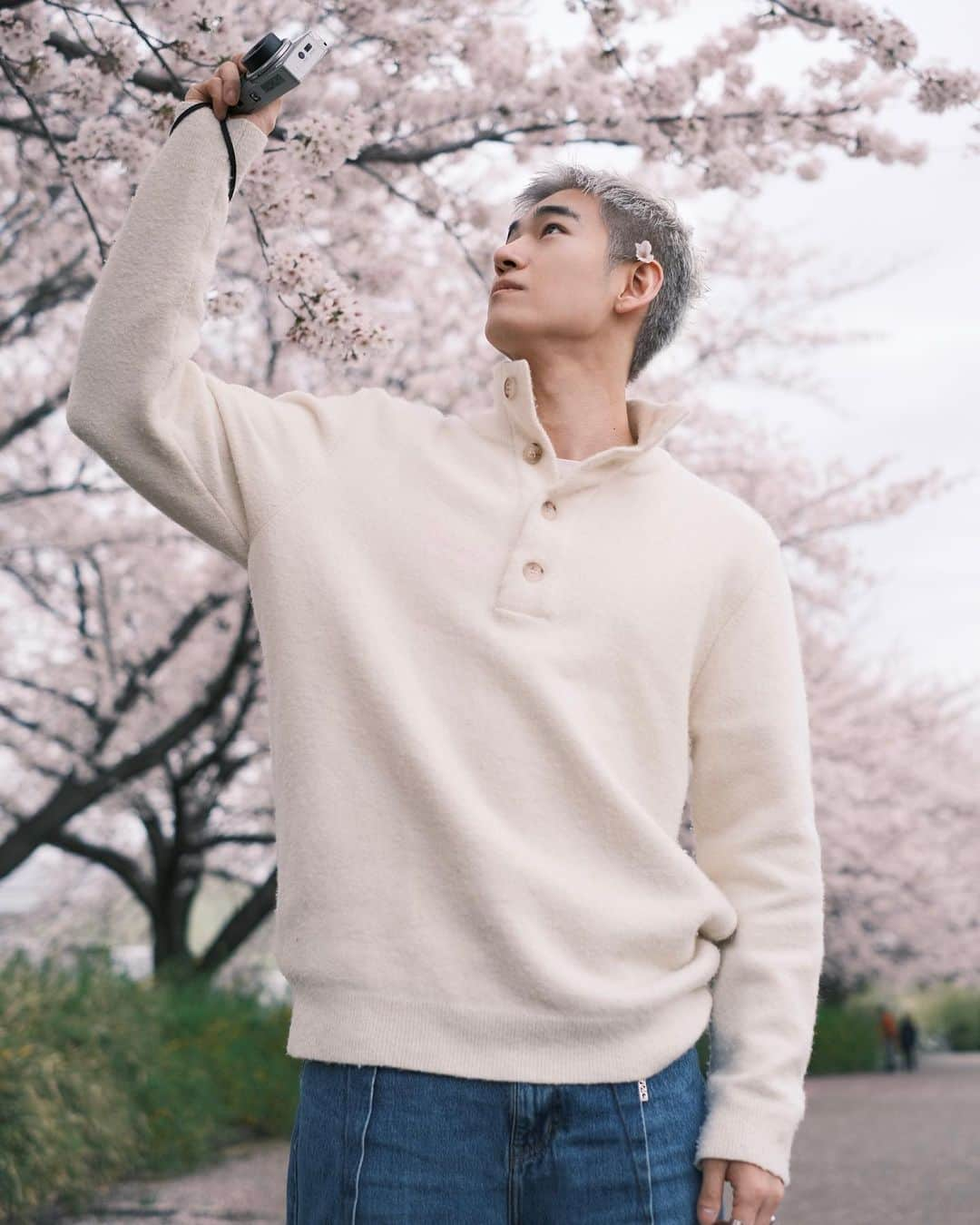 樋口葉生さんのインスタグラム写真 - (樋口葉生Instagram)「🌸I’ll see you under full-bloomed cherry blossoms」3月30日 18時58分 - haohiguchi