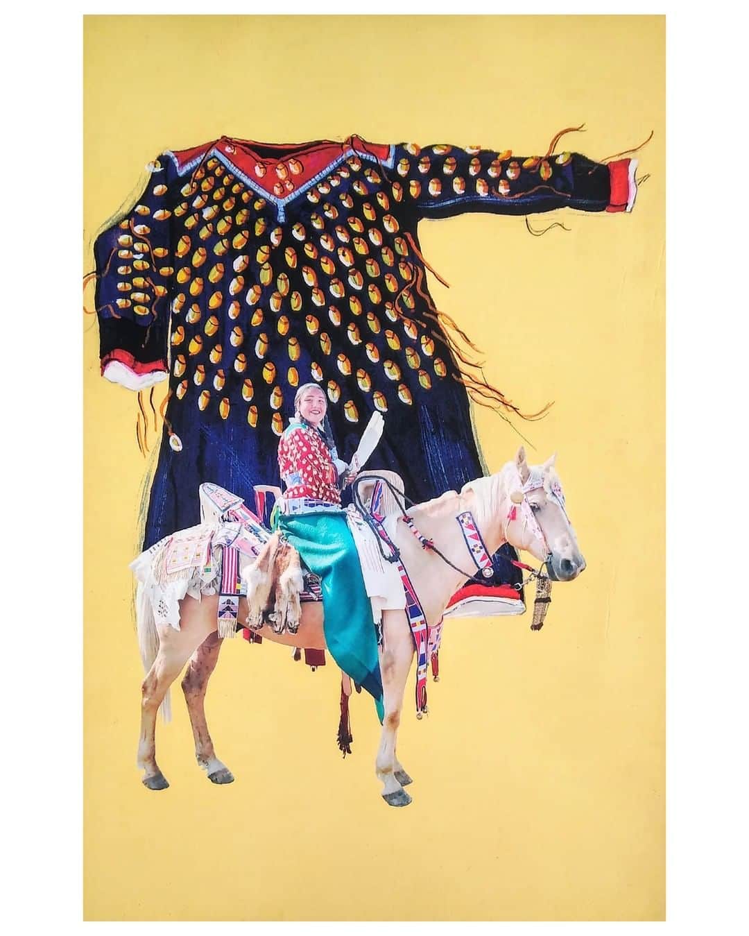 大英博物館のインスタグラム：「Raised on the Apsáalooke (Crow) reservation in Billings, Montana, Wendy Red Star’s work examines the intersection of her indigenous heritage with the treatment and display of Native American cultural objects in colonialist structures.   This print is one of a series which reproduce hand-illustrated catalogue cards from the Denver Art Museum, where Red Star was artist in residence for five months.   She documented the museum's holdings of Native American cultural objects including moccasins, leggings, belts and elk-tooth dresses – objects that remain a vibrant part of Crow culture.  Four of Red Star’s prints are features alongside more than 100 other works in our latest free display – ‘New Acquisitions: Paul Brill to Wendy Red Star’, which opens today 🖼  Showcasing everything from an early 17th-century study for a fresco by the Flemish artist Paul Bril, to works made during the COVID-19 pandemic by British artists Cornelia Parker, Gillian Wearing and Michael Landy, the display celebrates the diverse history of printmaking and drawing.   🏛 Find out more and plan your visit via the link in our bio.  🔎 Wendy Red Star (b. 1981), ‘Catalogue Number 1950.76’ from the series ‘Accession’. Suite of 15 digital pigment prints, 2019. Reproduced by permission of the artist.   #BritishMuseum #NewAcquisitions #PrintsandDrawings #WendyRedStar」