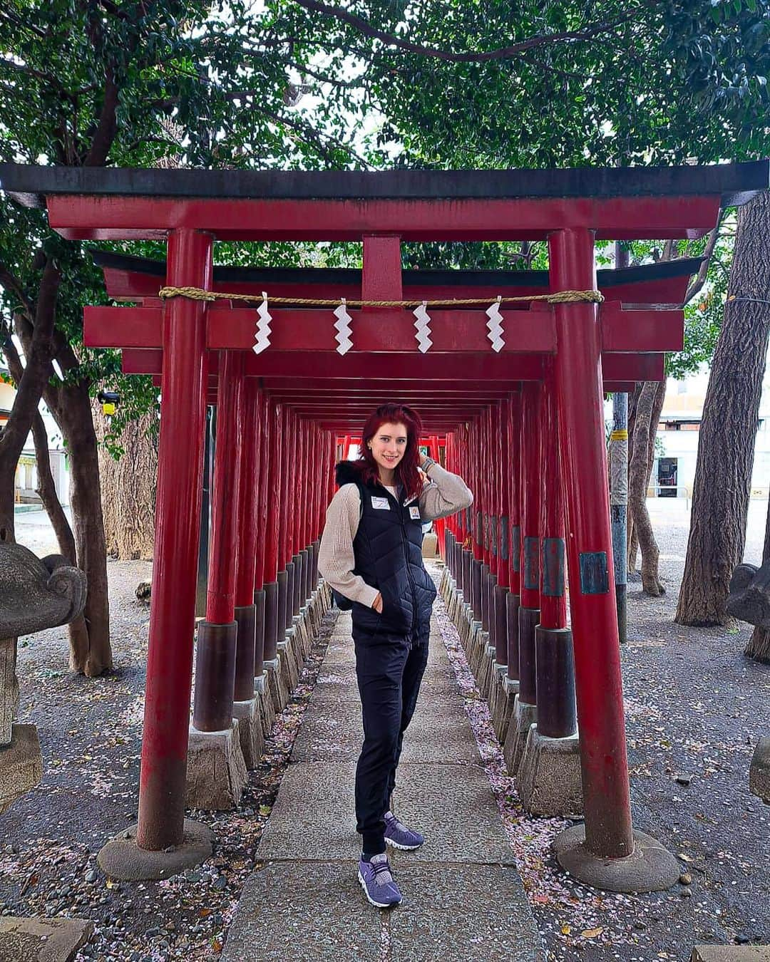 エリスカ・ブレジノワさんのインスタグラム写真 - (エリスカ・ブレジノワInstagram)「🇯🇵Tokyo ⛩🤩  #tokyo #japan #shrine #travelphotography #traveltheworld #travel #saitama #shinjuku #friends」3月30日 20時03分 - eliskabrezinova