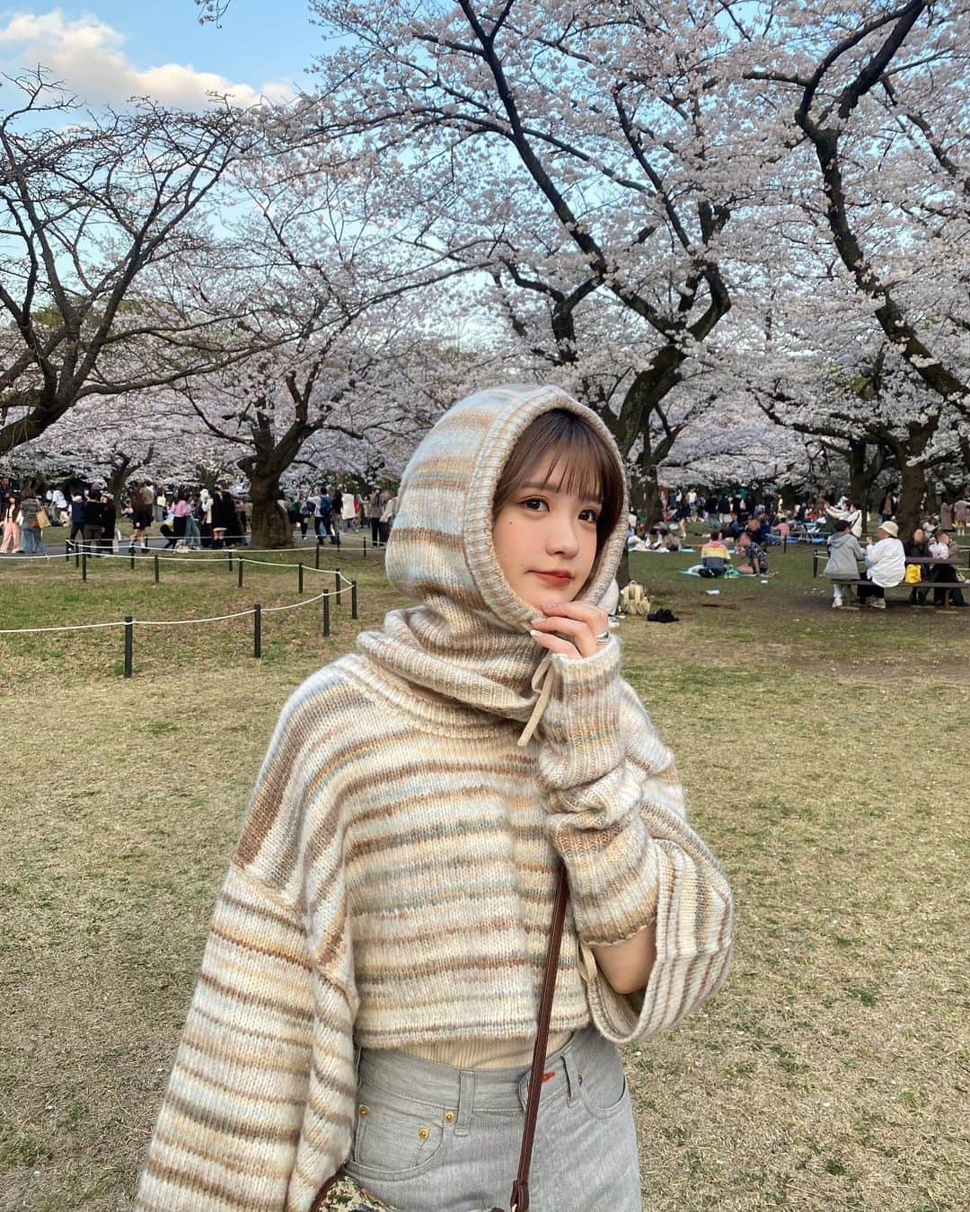 砂糖桃さんのインスタグラム写真 - (砂糖桃Instagram)「春服コーデ❕ 桜綺麗だった〜🌸」3月30日 20時10分 - _peeach_