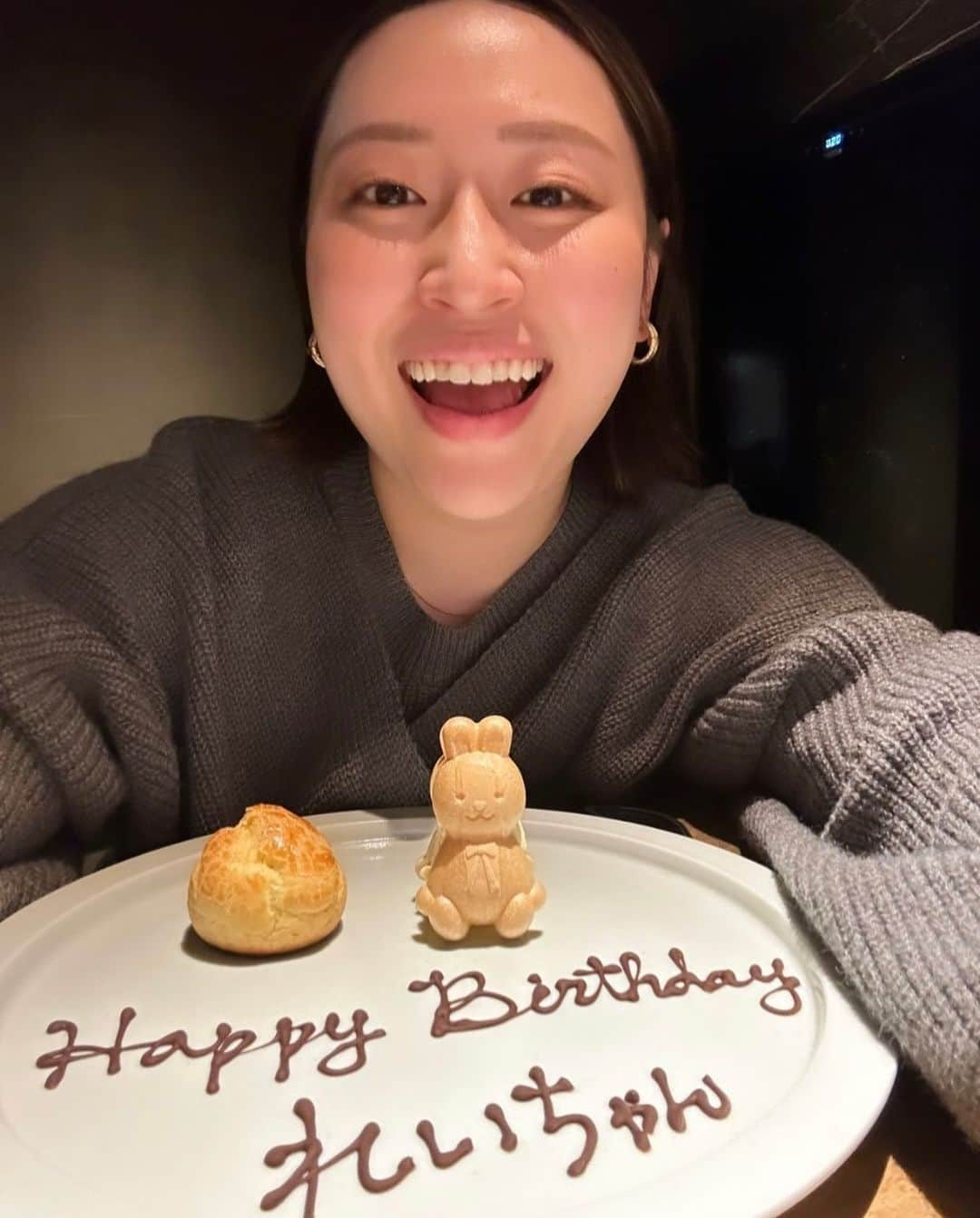 丸山礼さんのインスタグラム写真 - (丸山礼Instagram)「あさって😆 お誕生日イベント来てくれる方々 お楽しみくださいましまし✨🙏🫶🏻💕 みんなの顔しっかり見るからね🥰 いっつもほんっとーに応援してくれて ありがとう🥹😭✨✨✨✨✨ タグは🏷 #れいぴょんBD2023 🫡」3月30日 20時40分 - rei_maruyama