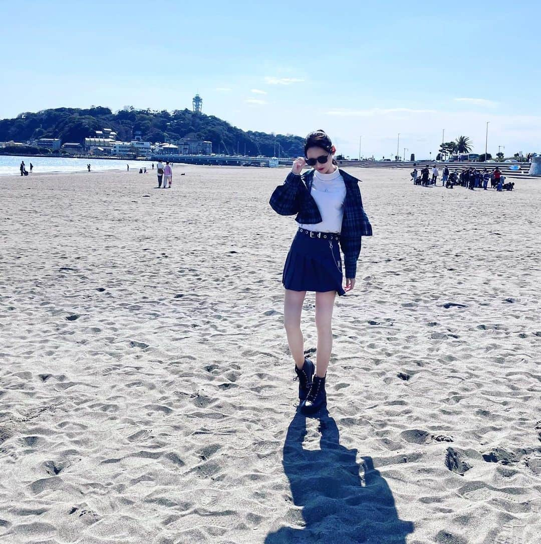 村西里世さんのインスタグラム写真 - (村西里世Instagram)「🏝  #enoshima #kanagawa #japan #beach」3月30日 21時03分 - riserise_0707