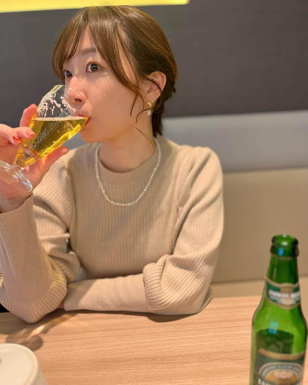 佐竹明咲美さんのインスタグラム写真 - (佐竹明咲美Instagram)「. 仕事終わりのビール🍻 うまいっ！  #ビールって #おいしい #というより #うまいっ！！！ #の方がしっくりくるんです #お仲間いらっしゃいますか🙋‍♀️  #ビール　#小籠包　#台湾ビール」3月30日 21時05分 - asami_satake
