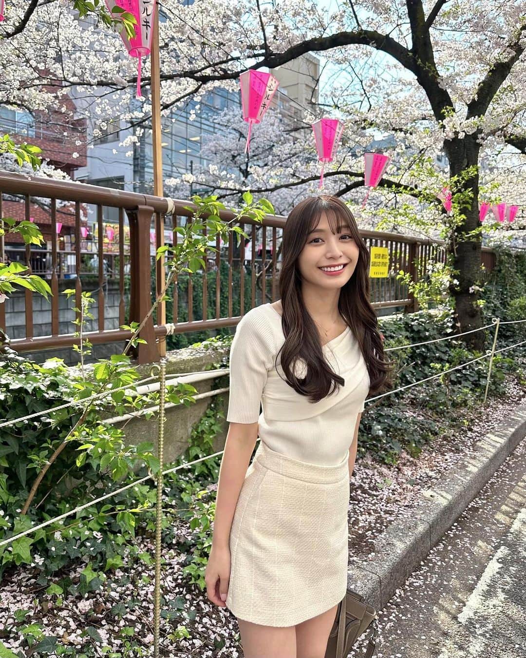 のインスタグラム：「画質落ちてしまったので再投稿…🌸 今年の桜はあっという間だなあ」