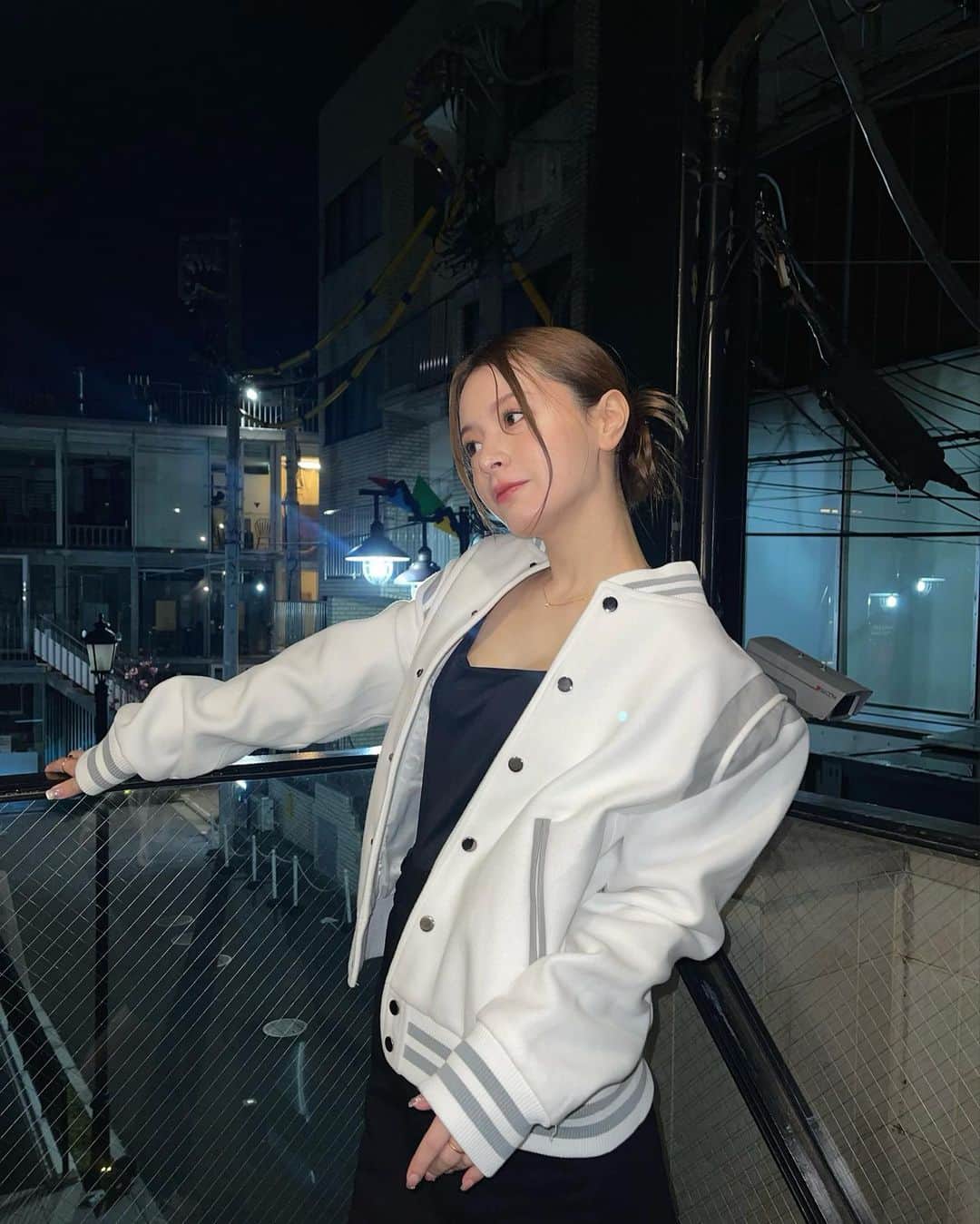 ゆきらのインスタグラム：「🤍🩶」