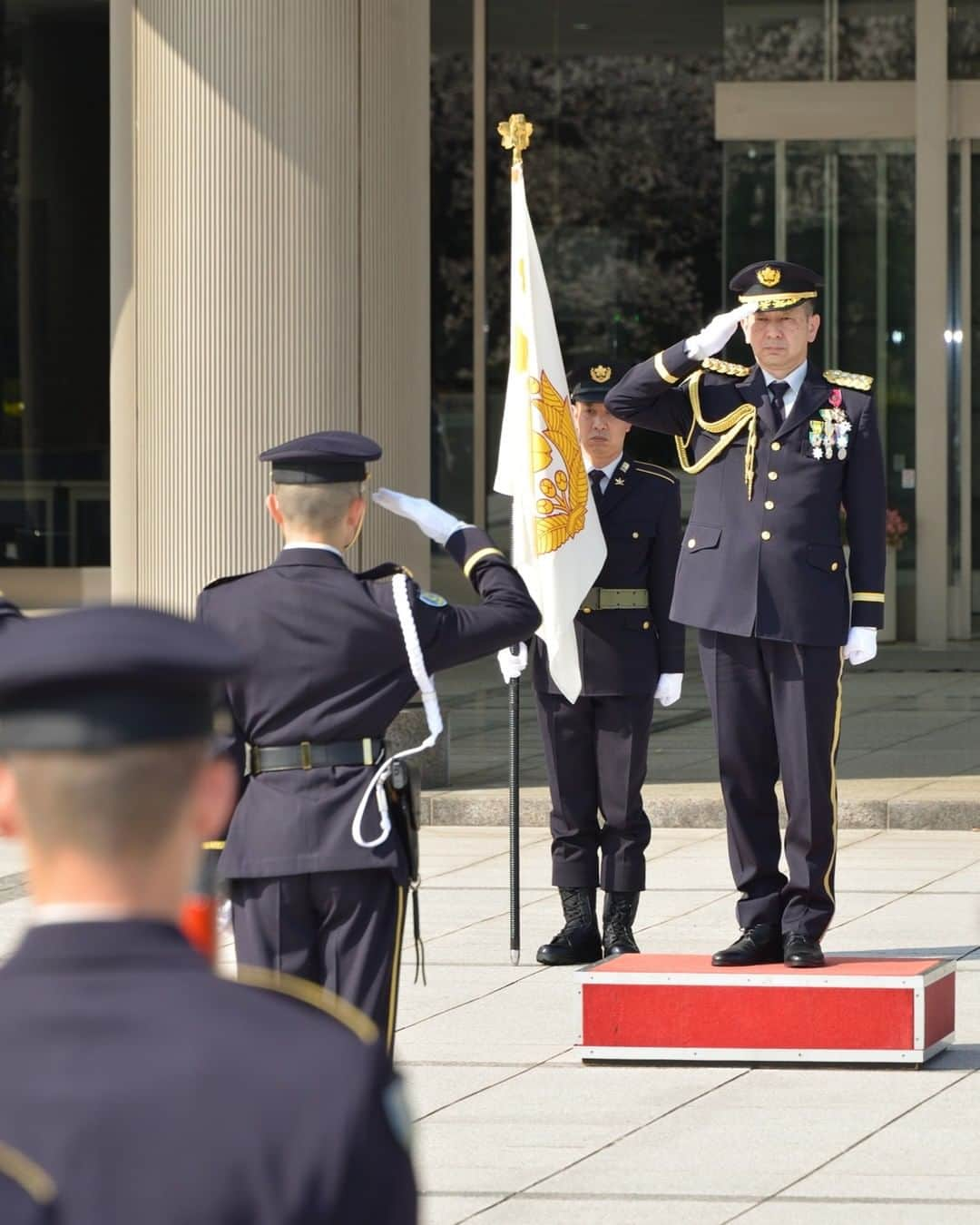 陸上自衛隊さんのインスタグラム写真 - (陸上自衛隊Instagram)「【お知らせ】 　本日、令和５年３月３０日、第39代 #陸上幕僚長 陸将 森下泰臣（やすのり）が着任しました。 　着任のご挨拶をWEBサイトにて掲載しています。 引き続き、#陸上自衛隊 に対し、深いご理解を賜りますよう、心からお願い申し上げます。」3月30日 21時58分 - jgsdf_pr