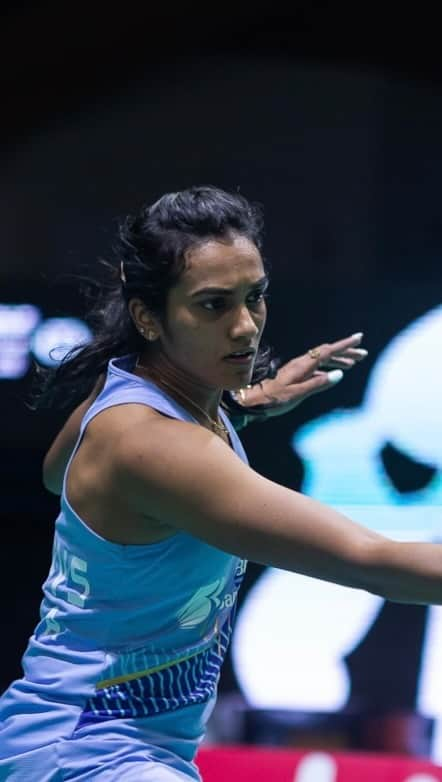 シンドゥ・プサルラのインスタグラム：「Fan favorite @pvsindhu1 🤩   Fans in #MadridSpainMasters enjoying the presence of a global badminton star 🌟」