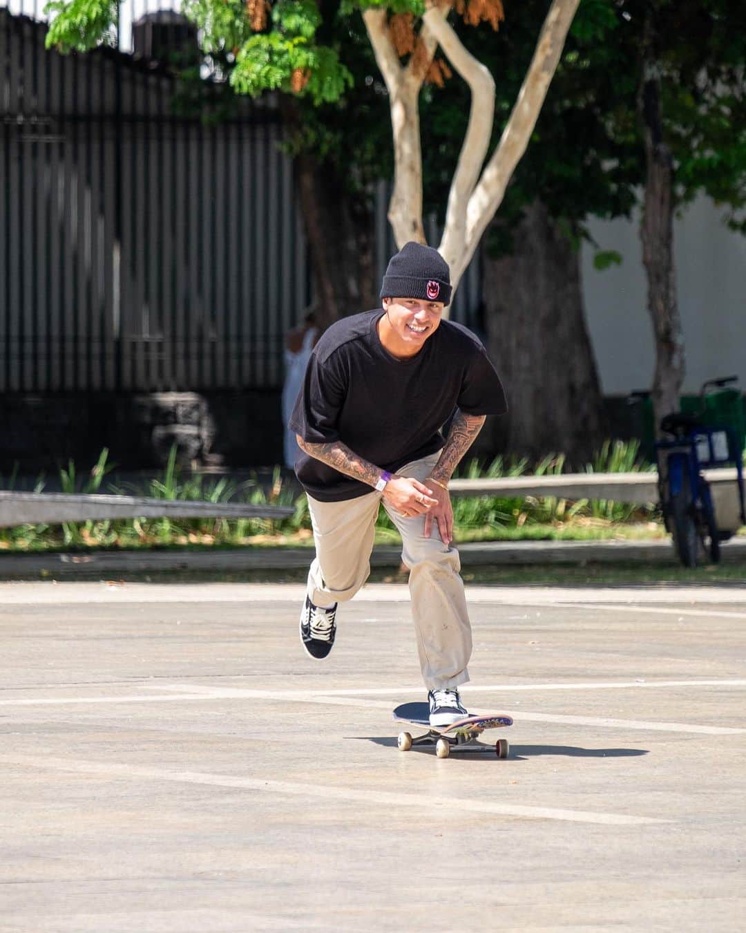 ルアン・オリベイラのインスタグラム：「Keep pushing  Keep smiling Keep living  ❤️🛹❤️  📸 @fmajuniorphoto」