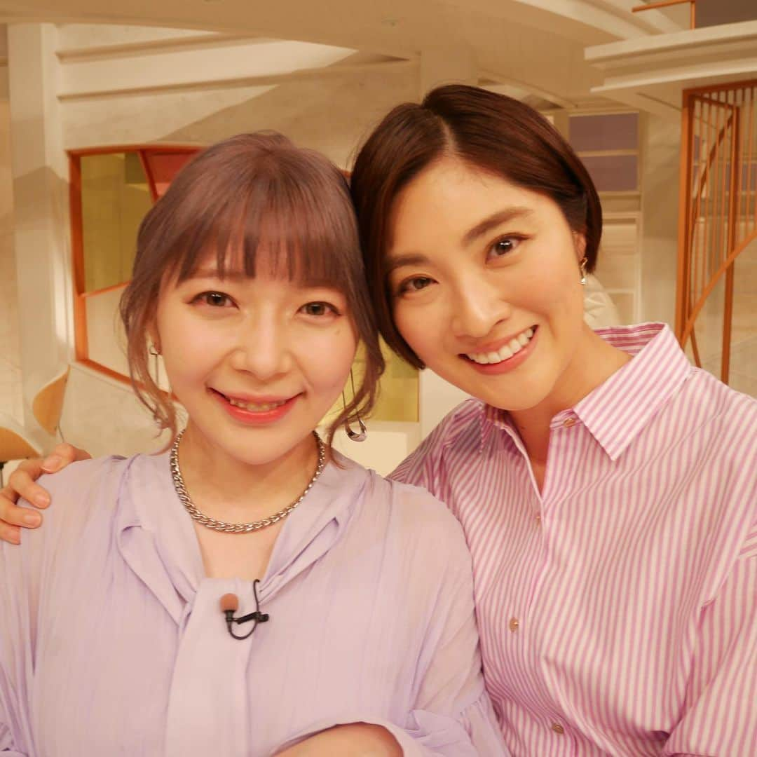 岩本乃蒼さんのインスタグラム写真 - (岩本乃蒼Instagram)「辻愛沙子さん👭🏻 zero水曜日や選挙特番、 テレビを飛び出してお送りしていた Update the world🌍  一緒に担当したことで私自身もどんどん アップデートできている感覚がありました 社会の変化とともに一緒に 成長していきたい同志に出会えたよろこび、 大切なご縁です🍀 #辻愛沙子 #岩本乃蒼 #newszero #updatetheworld」3月30日 22時20分 - noa_iwamoto