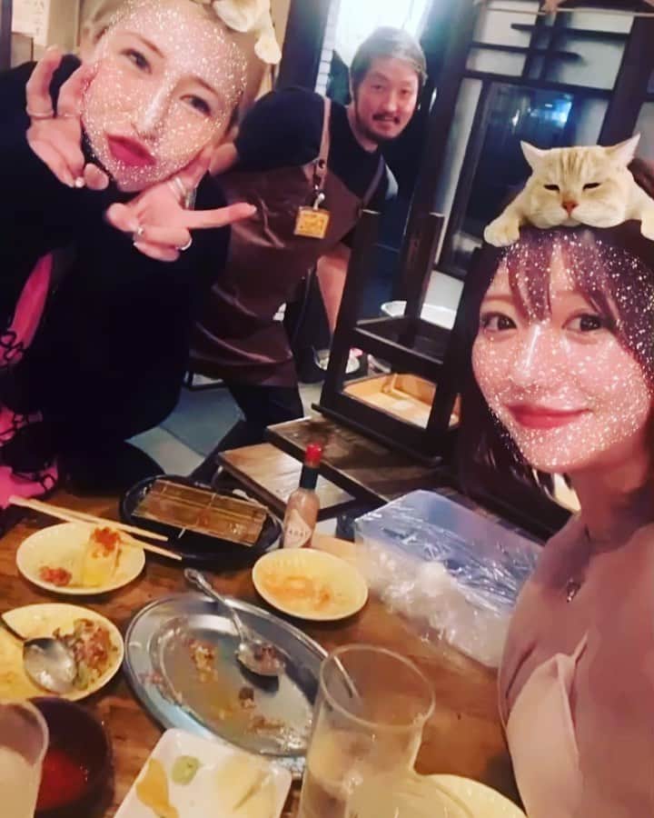 赤崎ティナ（西浦舞由美）のインスタグラム：「食べれる気満々だったんです。 #赤崎ティナ#ご飯#dinner#渋谷#shibuya#friend #talent#private#love#like #likesforlike #time #goodvibes #girl #me #delicious #instagram #influencer #follow #me #friend  @rina_fujisaki 💕💕」