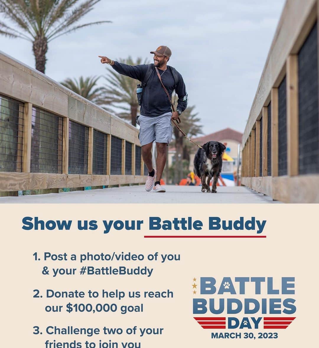 エリン・アンドリューズのインスタグラム：「Today is Battle Buddies Day! To learn more about this amazing organization visit k9sforwarriors.org ❤️🐶 I fell in love with @k9sforwarriors when I saw them give a dog to a Vet suffering from PTSD at a @nfl game. Dogs are rescued from shelters and paired with vets. It left me in tears and wanting to do more! Today donations are being matched for their vets and rescue pups #battlebuddy」