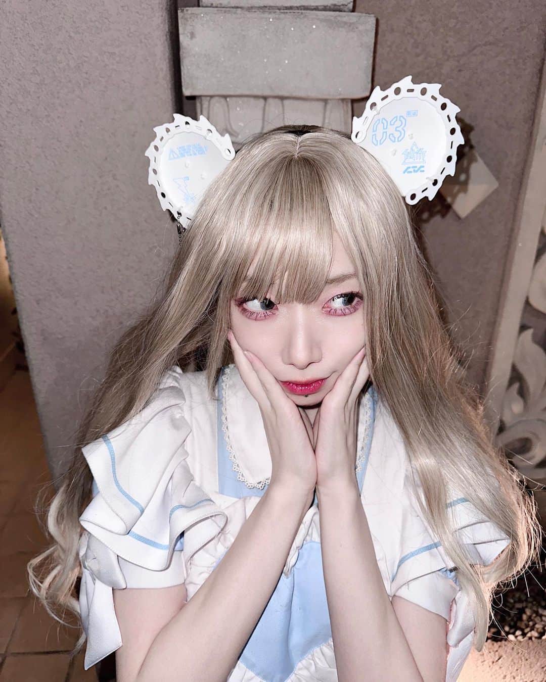 コショージメグミのインスタグラム：「🤍」