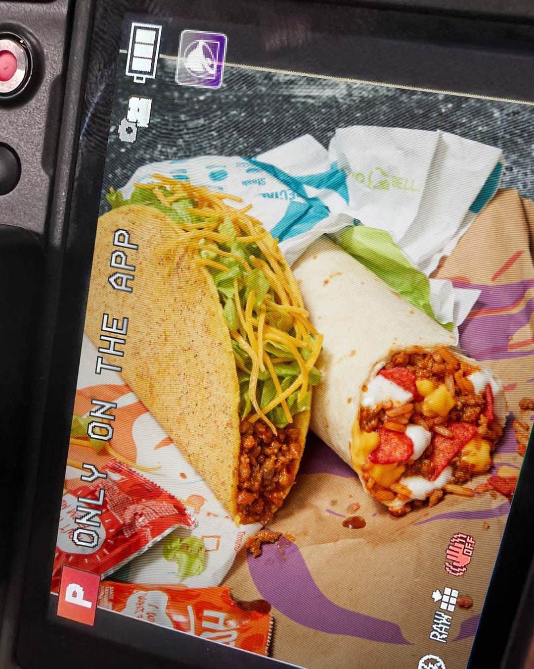 Taco Bellのインスタグラム：「Decide your side. Bring back the Cool Ranch® Doritos® Locos Tacos or Beefy Crunch Burrito back for a limited time. Vote once daily on our app now thru 4/12. 🔗in bio.」