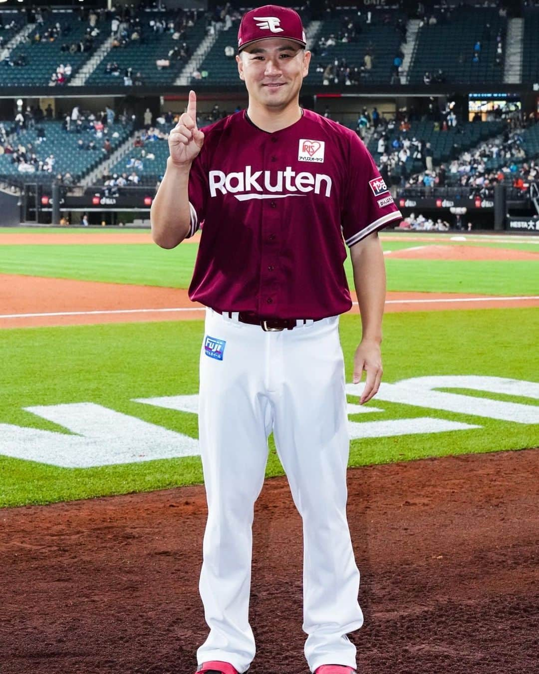 田中将大のインスタグラム：「開幕戦勝利⚾️✨」