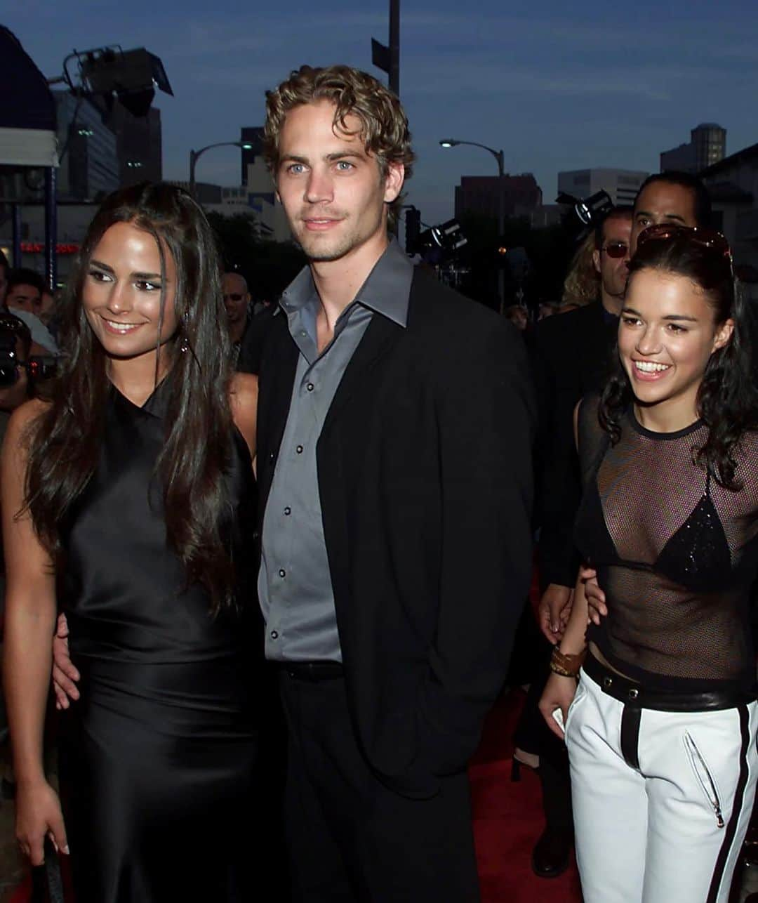 ポール・ウォーカーのインスタグラム：「#TBT to #TheFastandtheFurious premiere in 2001! The one that started it all… #TeamPW」