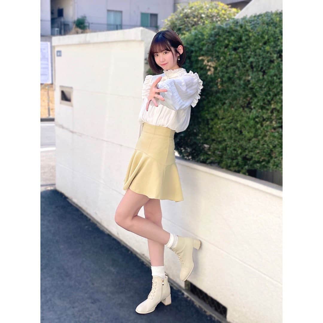 八伏紗世さんのインスタグラム写真 - (八伏紗世Instagram)「おはもに〜💛 高身長女子はいかがですか？ この写真は前の撮影の時の写真 ...
